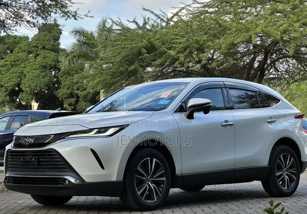 Toyota Harrier 2021 White