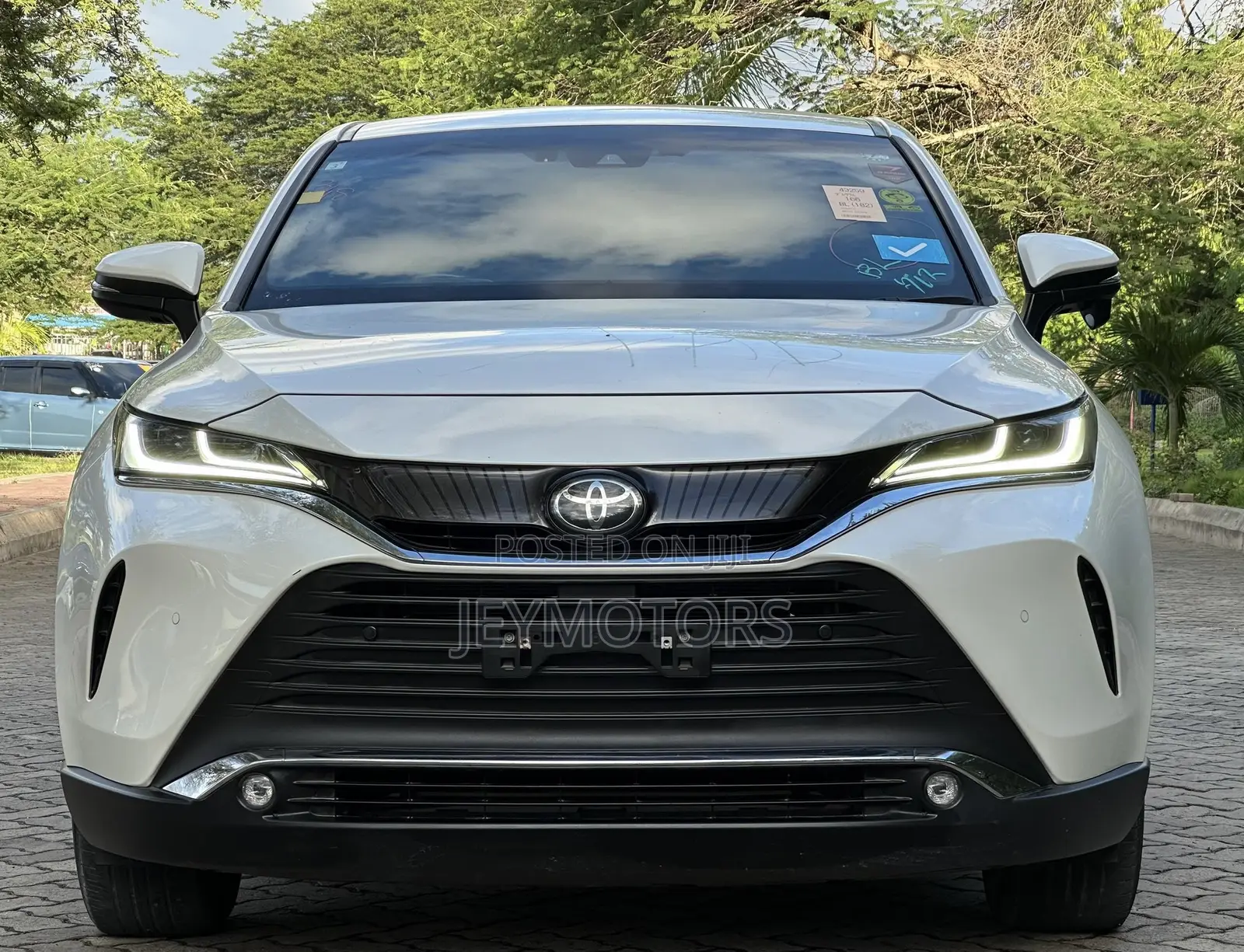 Toyota Harrier 2021 White