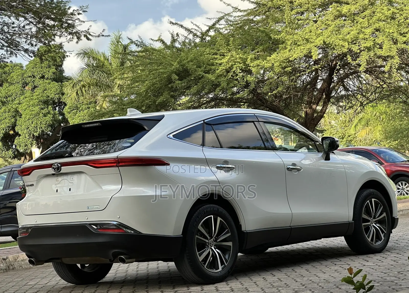 Toyota Harrier 2021 White