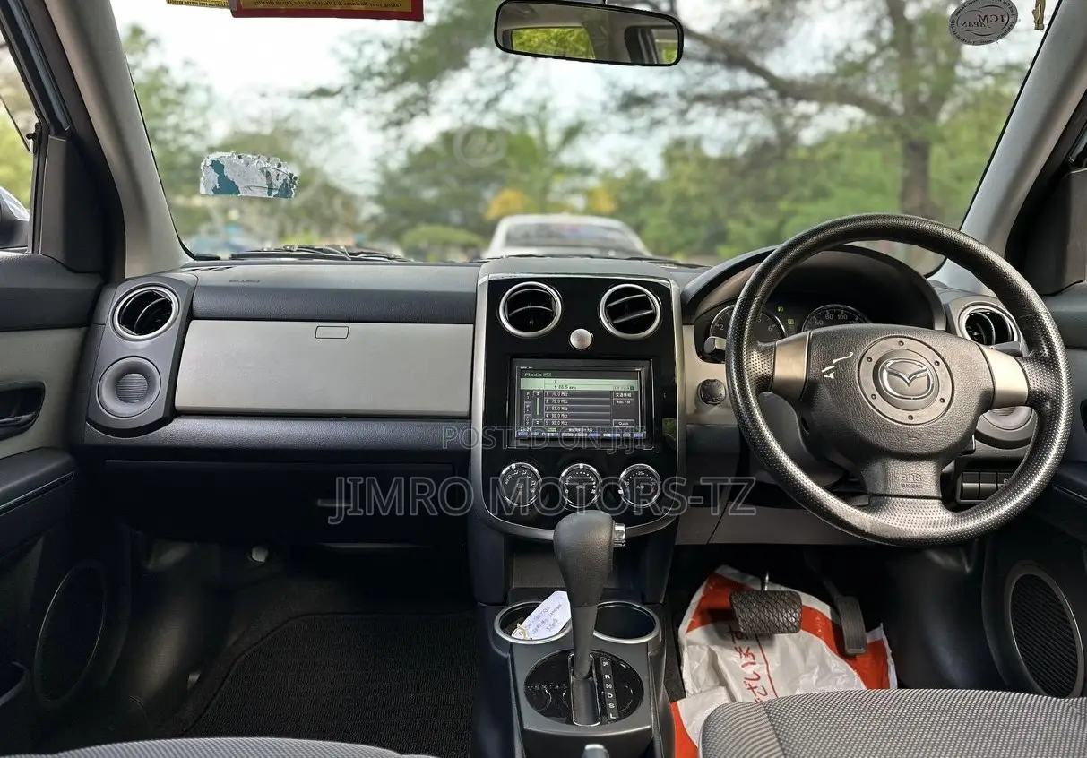 Mazda Verisa 2008 Blue