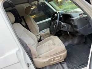 Toyota Land Cruiser 2003 White