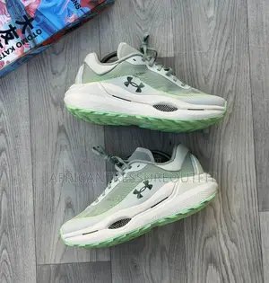 Under Armour Charged Bandit Tr 3 Sp Sneakers