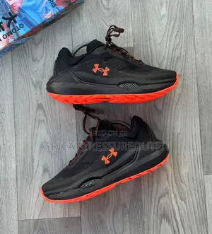 Under Armour Charged Bandit Tr 3 Sp Sneakers