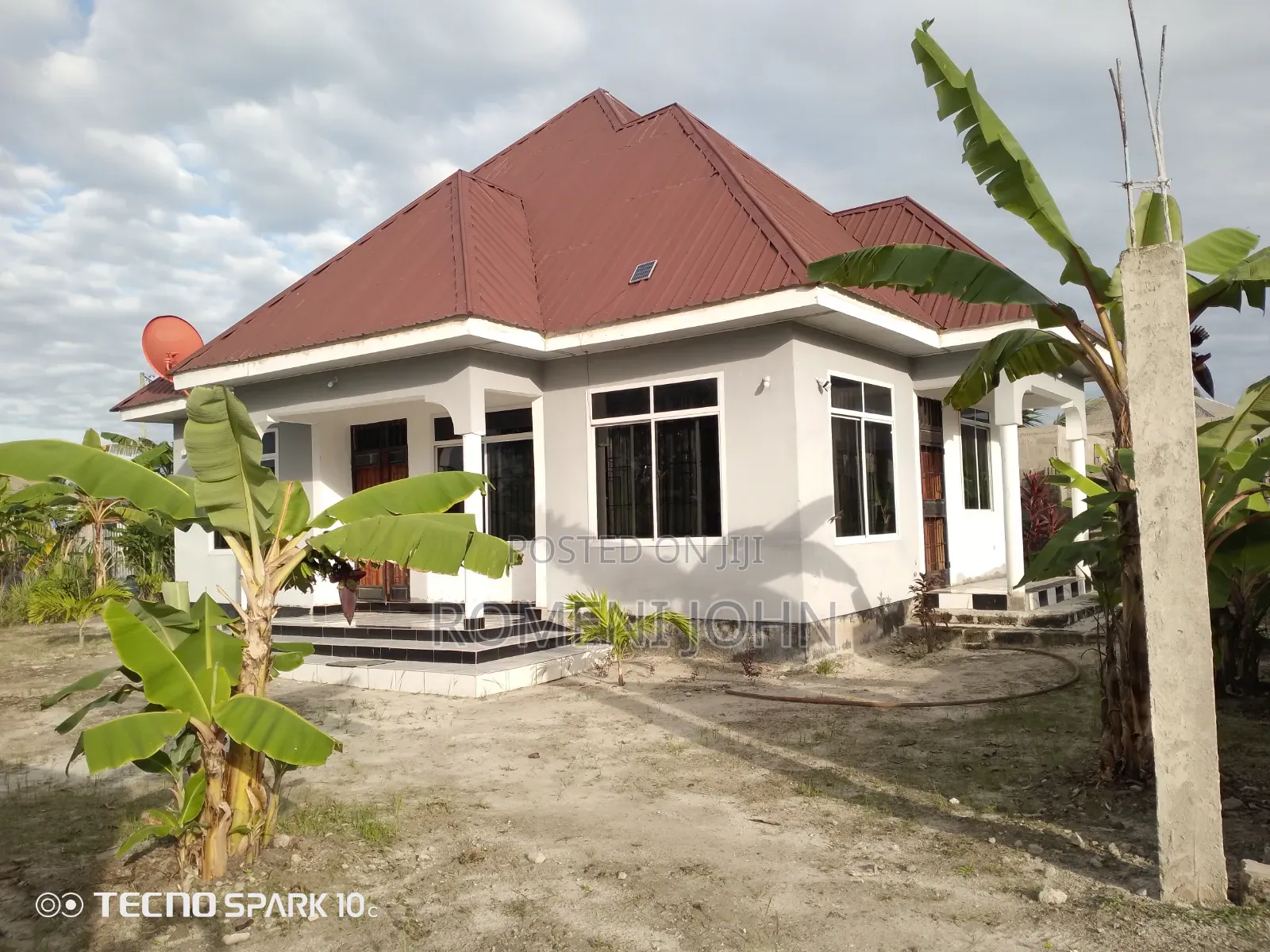 4bdrm House in Tanzania Daresalaam, Ukonga for sale
