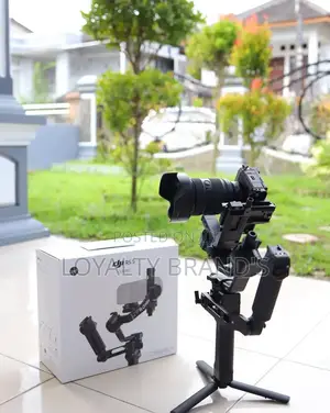 Dji Rs 5 Combo – Professional Camera Gimbal | Cinematic Filmmaking