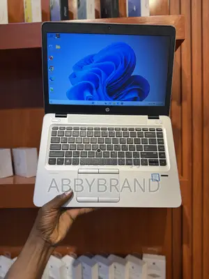 Laptop HP EliteBook 840 G4 8GB Intel Core i7 SSD 256GB