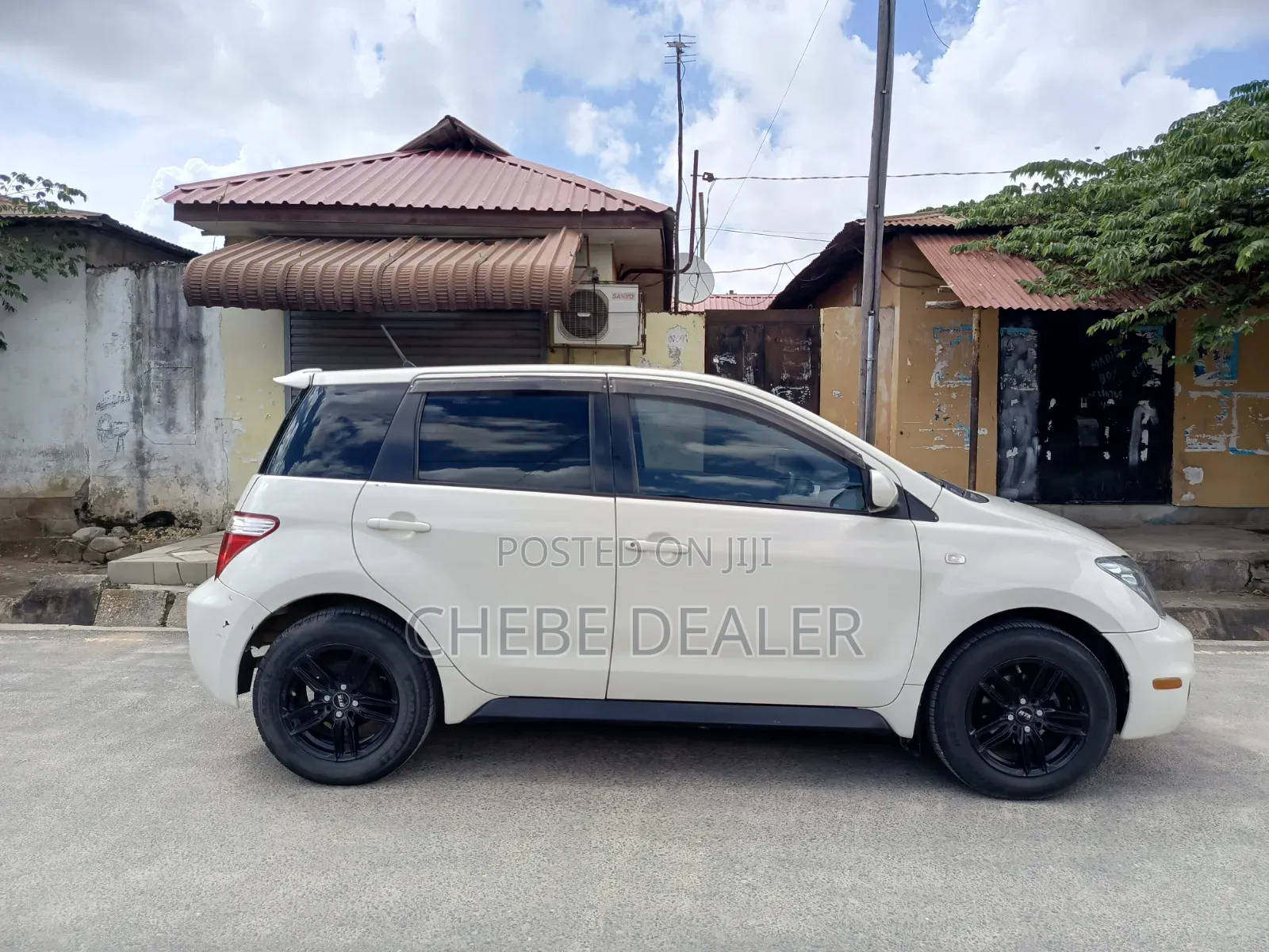 Toyota IST 2005 White