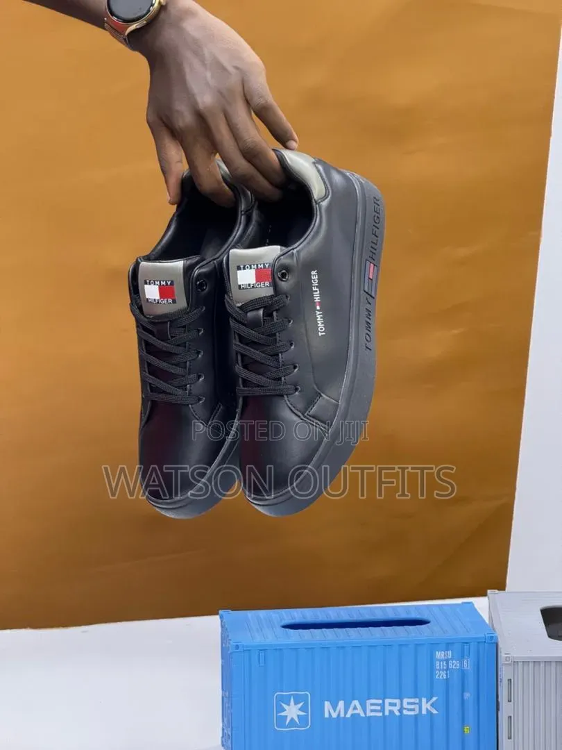 Men's Leather Shoes or Raba Hotly Made Za Tommy Hilfiger Brand
