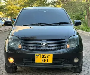 Toyota IST 2005 Black