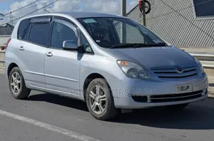 Toyota Corolla Spacio 2003 Silver