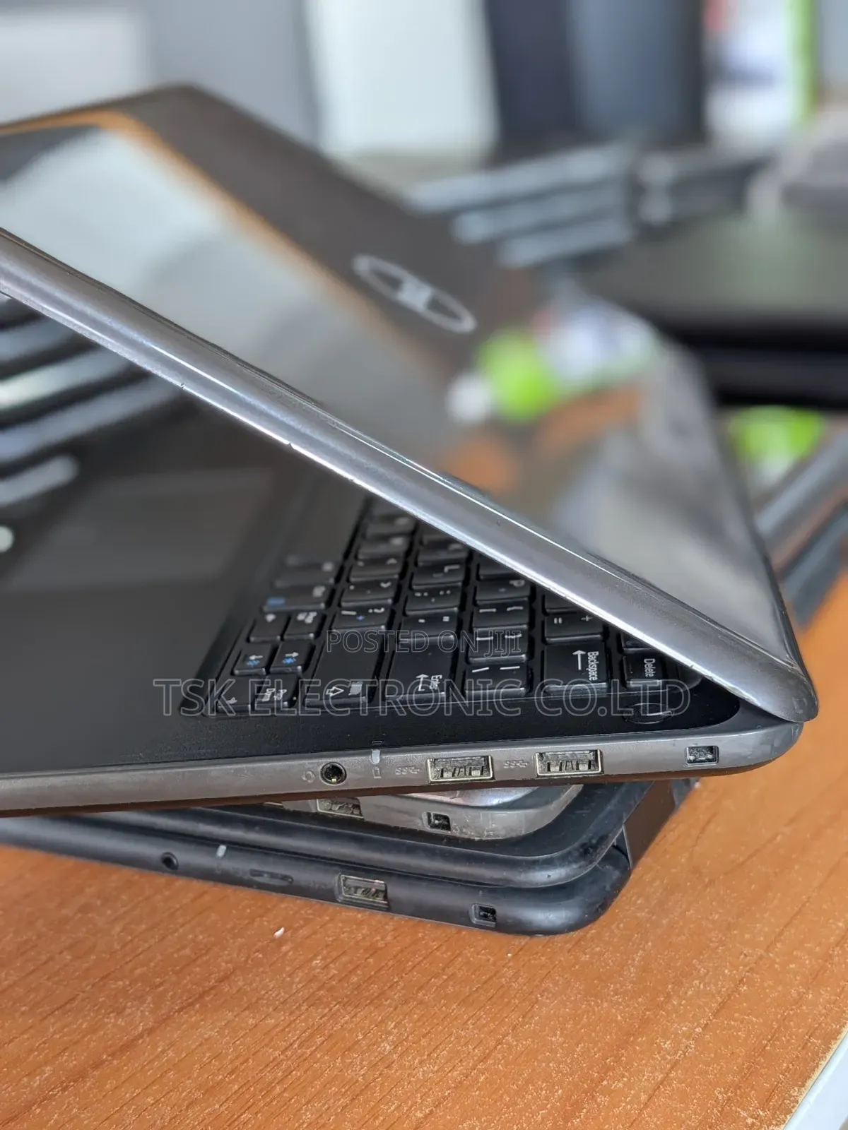 Laptop Dell Latitude 3380 4GB Intel Core i3 SSD 128GB