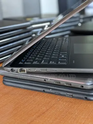 Laptop Dell Latitude 3380 4GB Intel Core i3 SSD 128GB