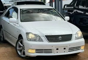 Toyota Crown 2004 White