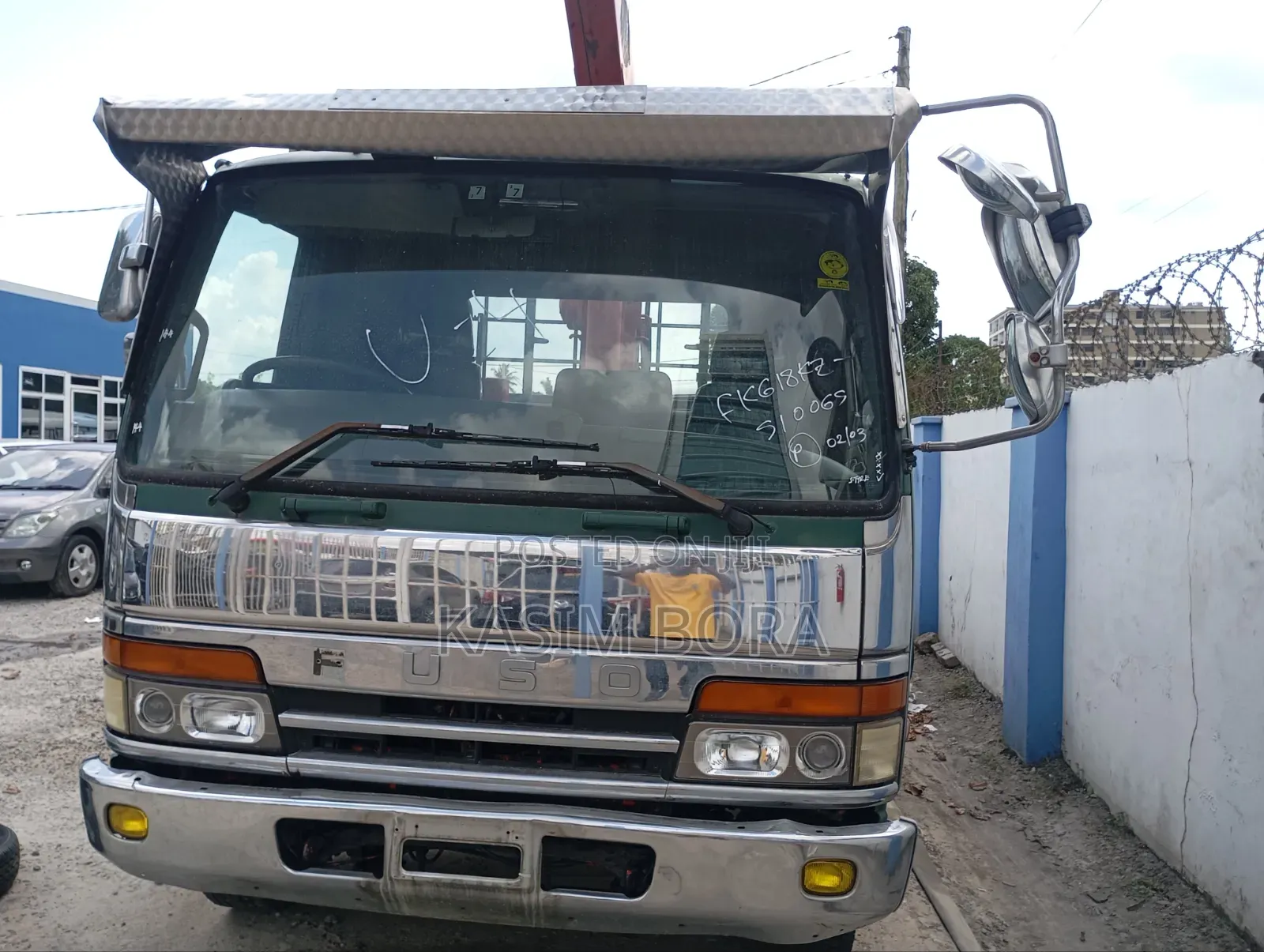 Mitsubishi Fuso 1999 Gray