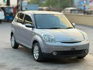 Mazda Verisa 2004 Gray