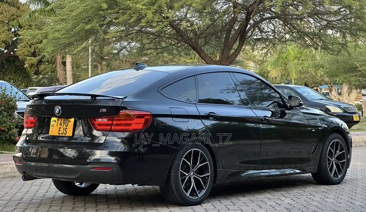 BMW 3 Series 2014 Black