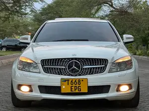 Mercedes-Benz C200 2008 White