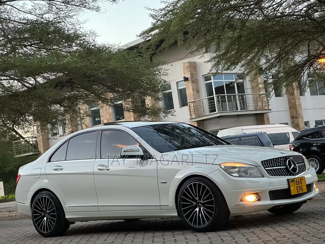 Mercedes-Benz C200 2008 White