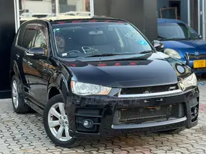 Mitsubishi Outlander 2010 Black