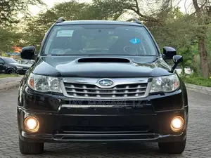 Subaru Forester 2010 Black