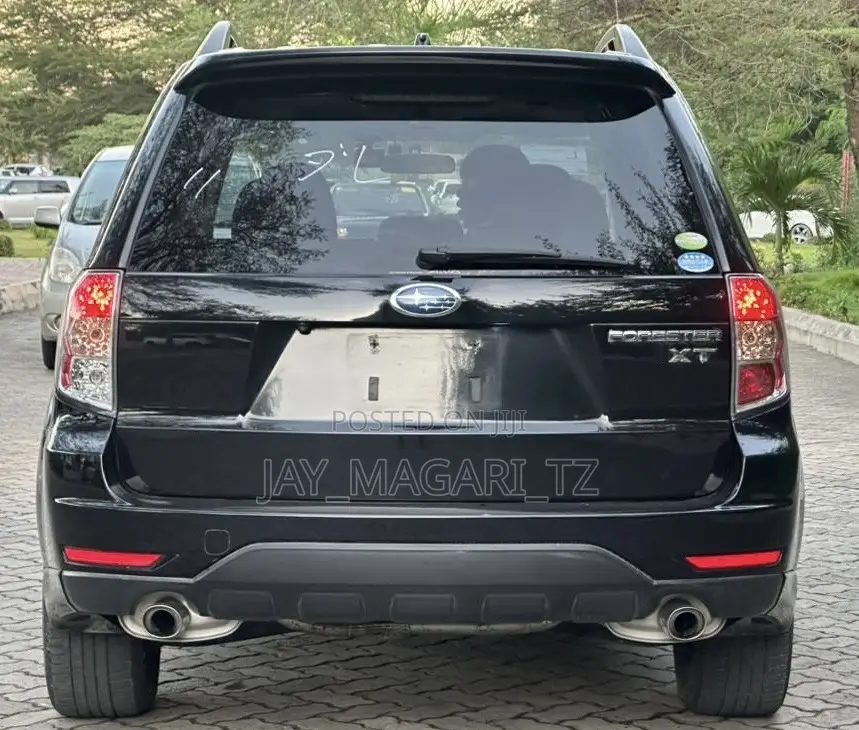 Subaru Forester 2010 Black
