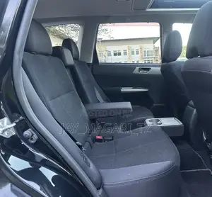 Subaru Forester 2010 Black