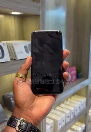 Apple iPhone 11 128 GB Black