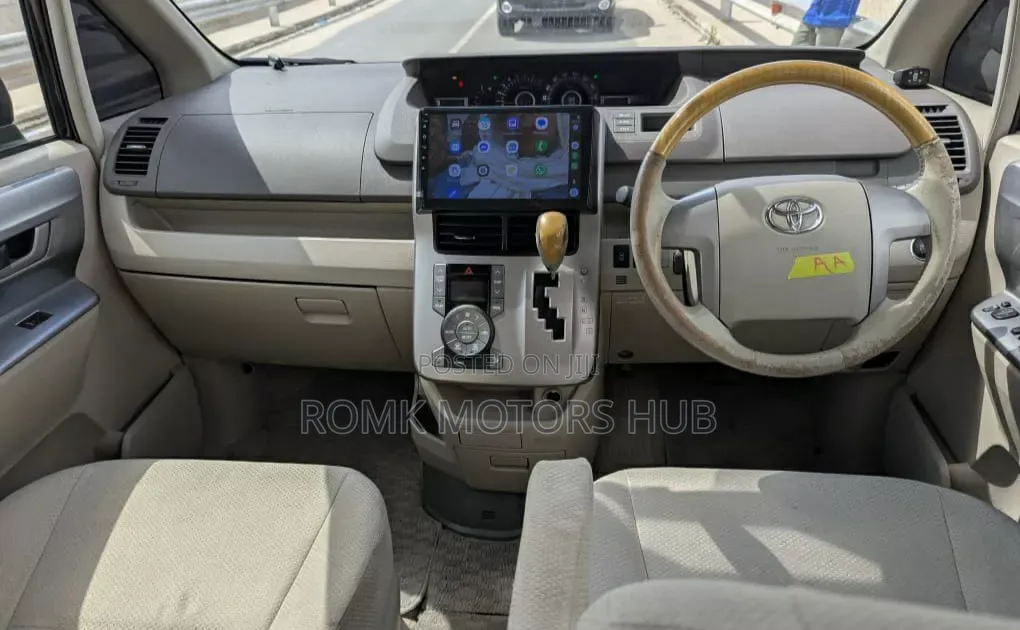 Toyota Noah 2008 Black