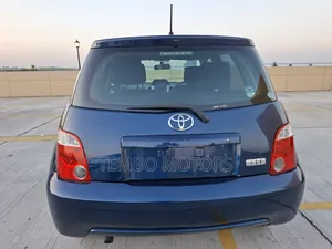 Toyota IST 2005 Blue