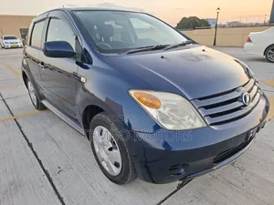 Toyota IST 2005 Blue