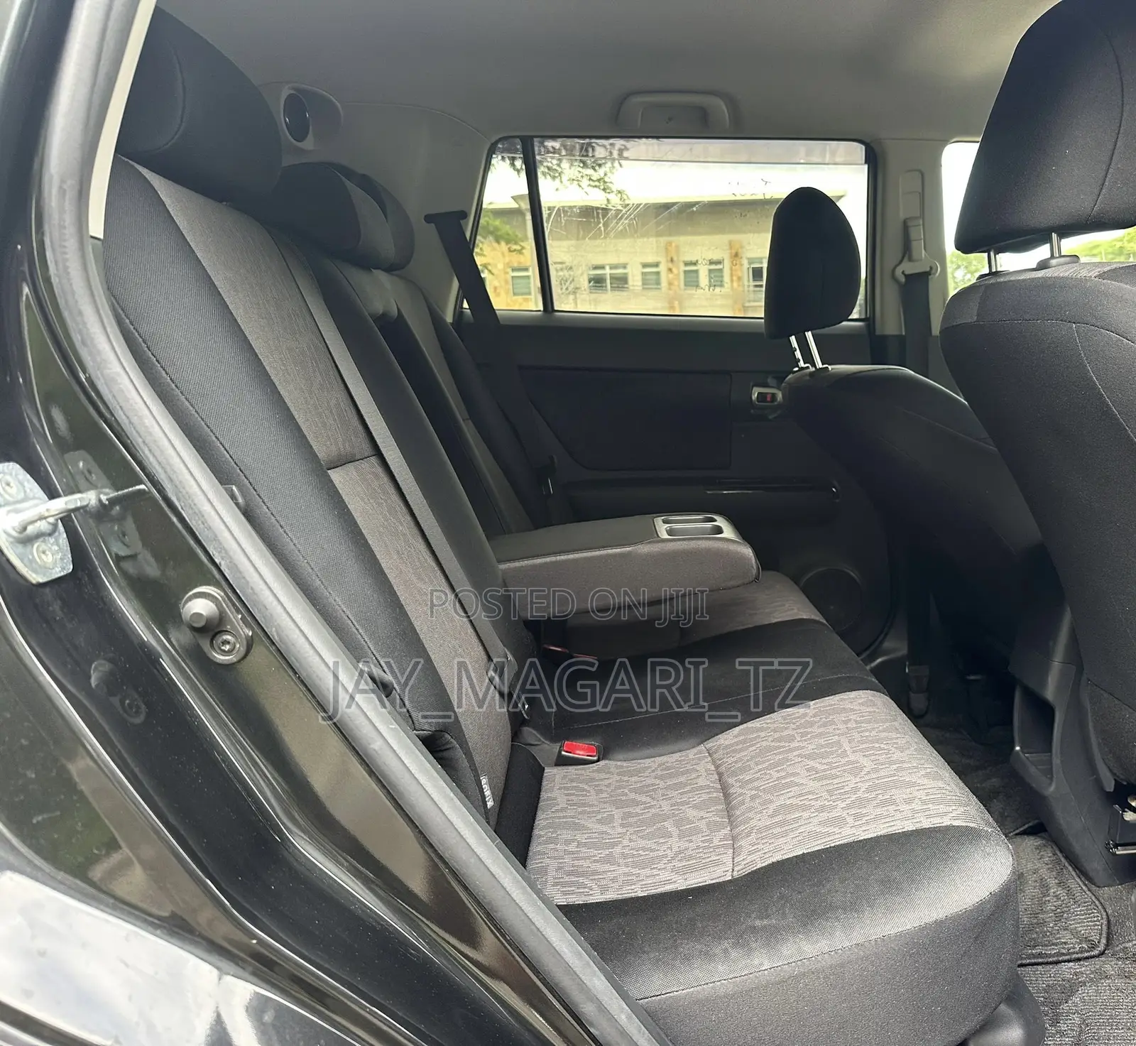 Toyota Corolla Rumion 2010 Black