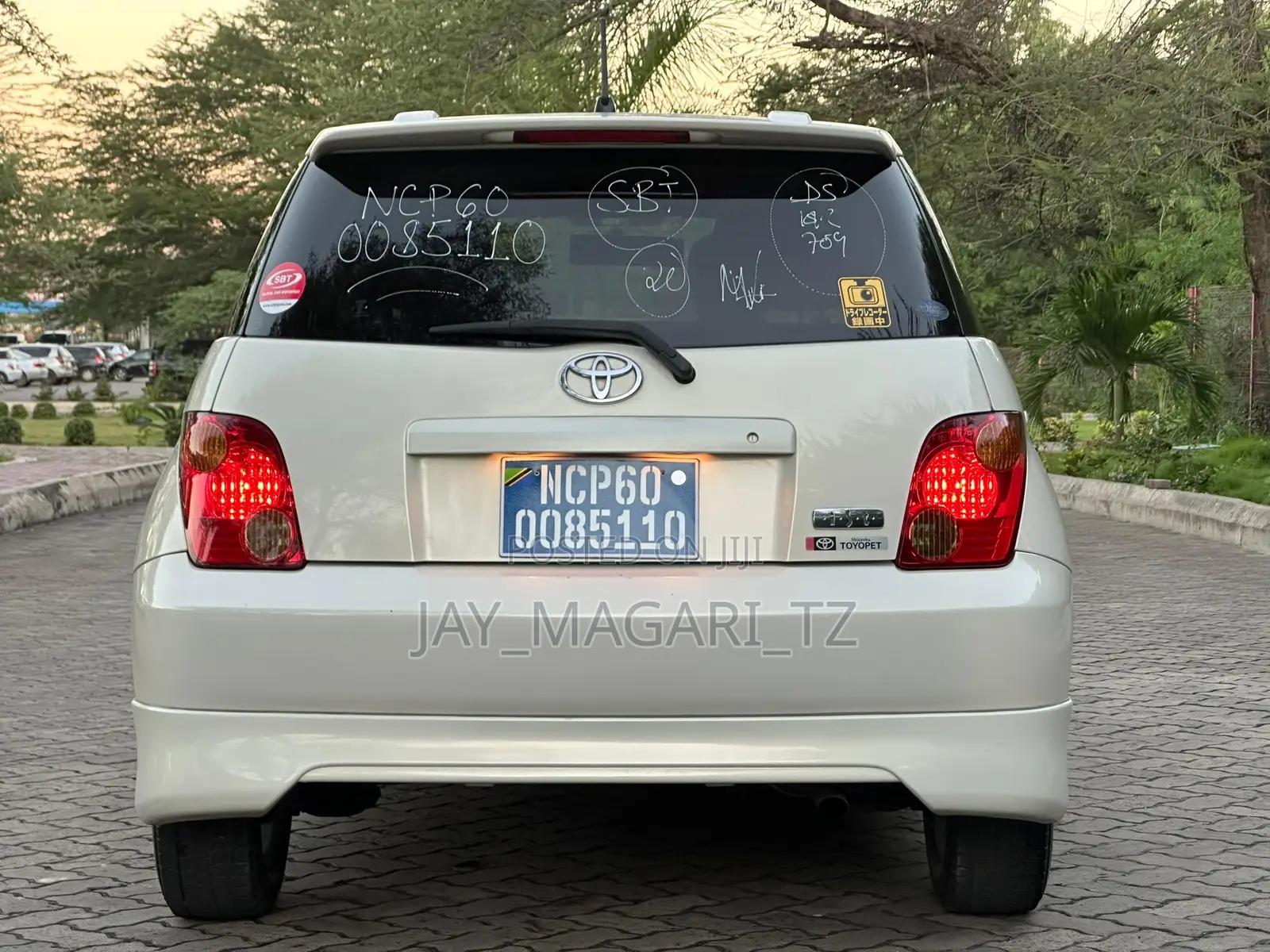 Toyota IST 2004 White