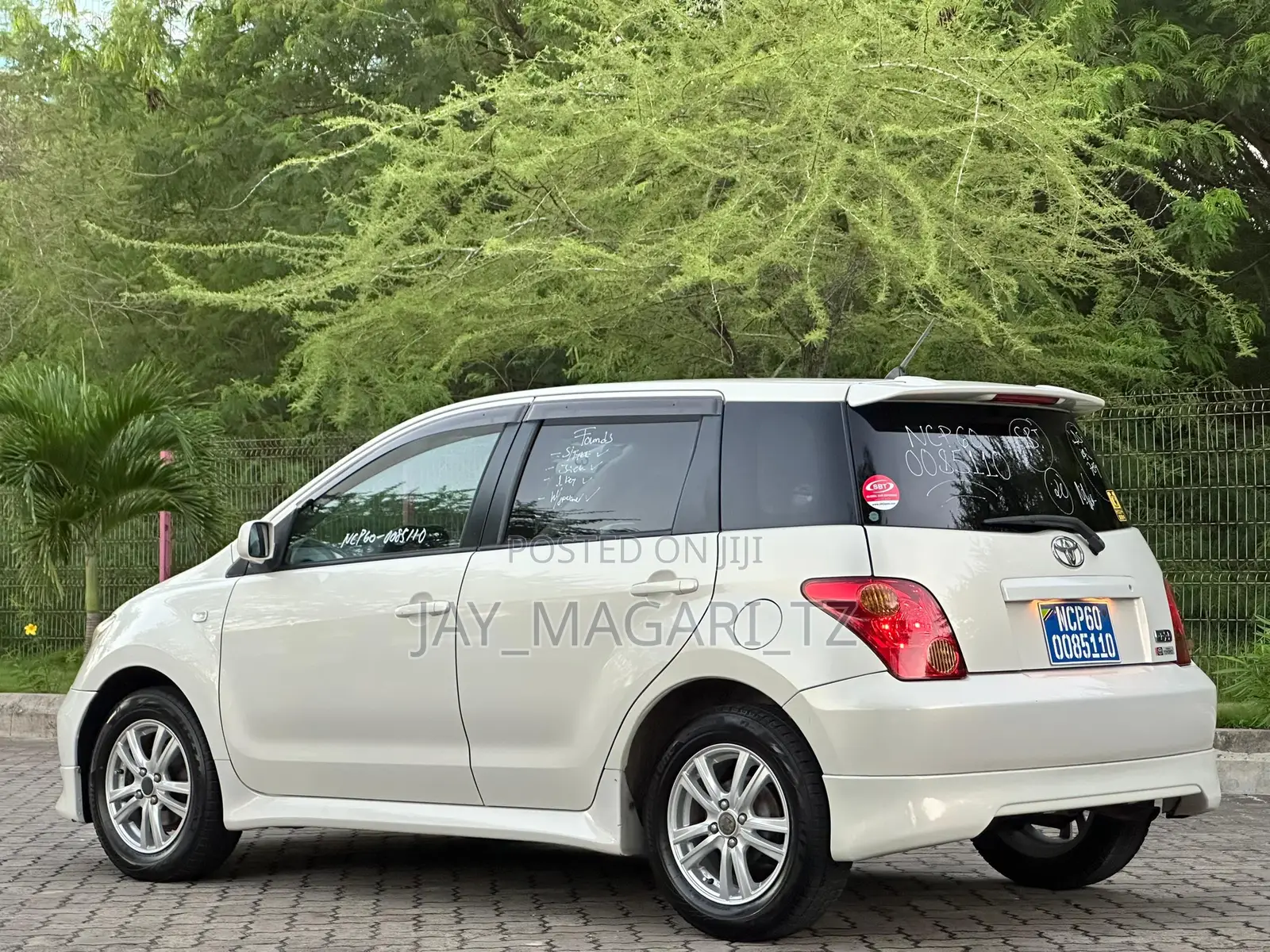 Toyota IST 2004 White