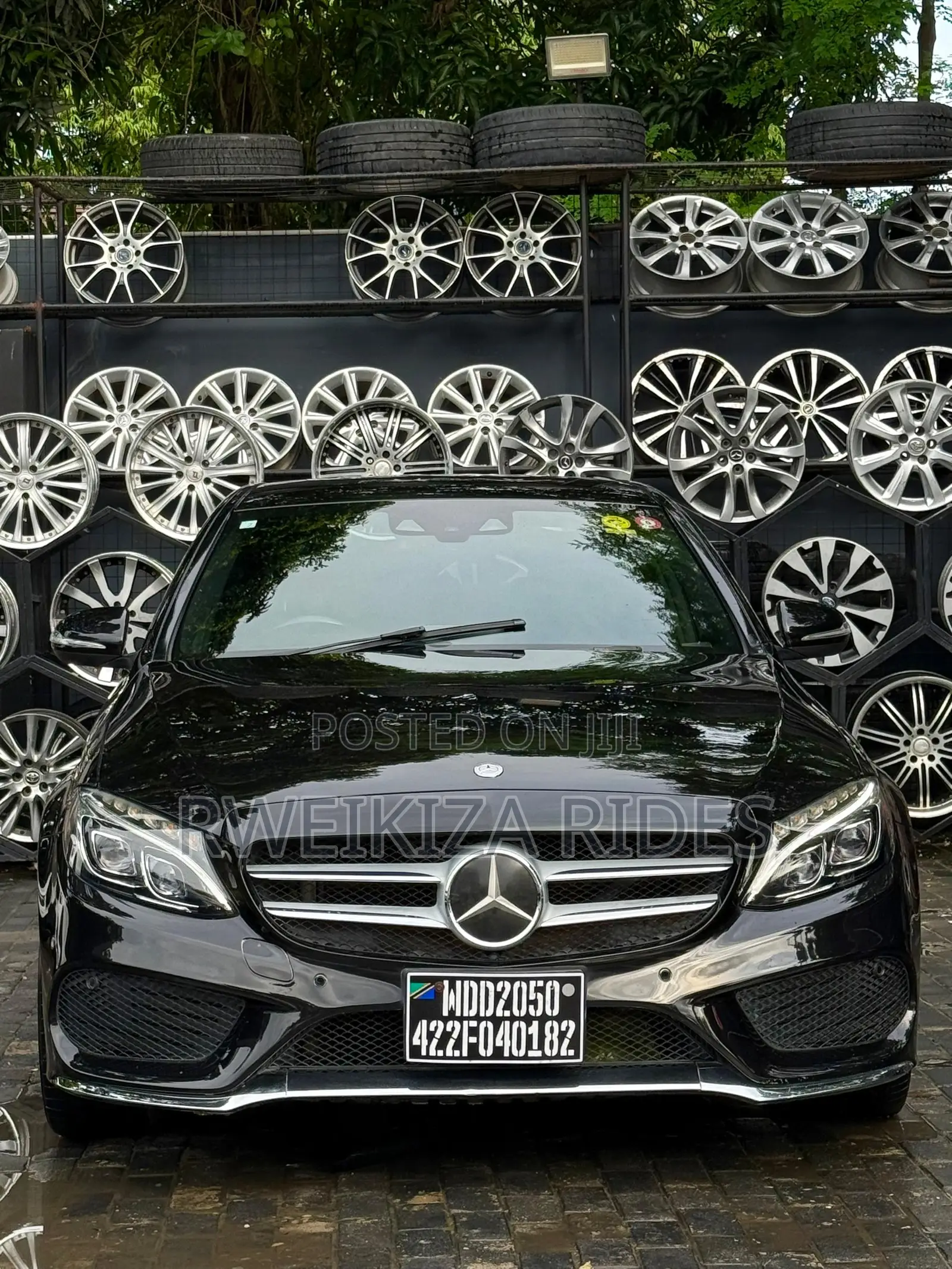 Mercedes-Benz C200 2015 Black