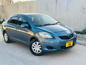 Toyota Belta 2007 Blue