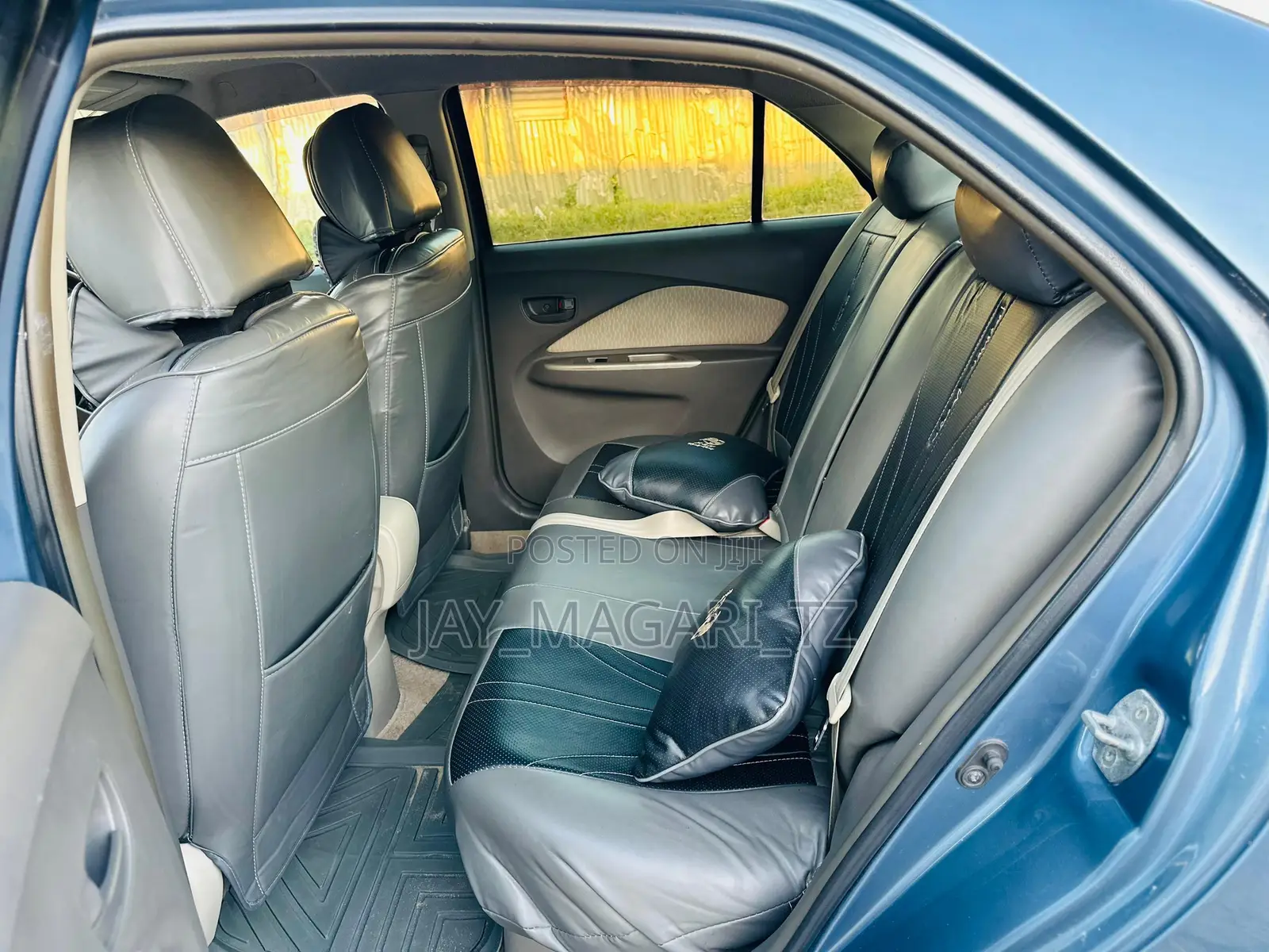 Toyota Belta 2007 Blue