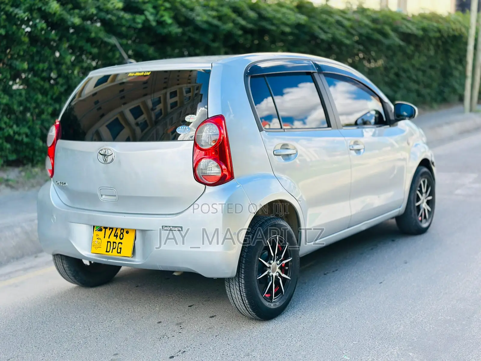 Toyota Passo 2009 Silver
