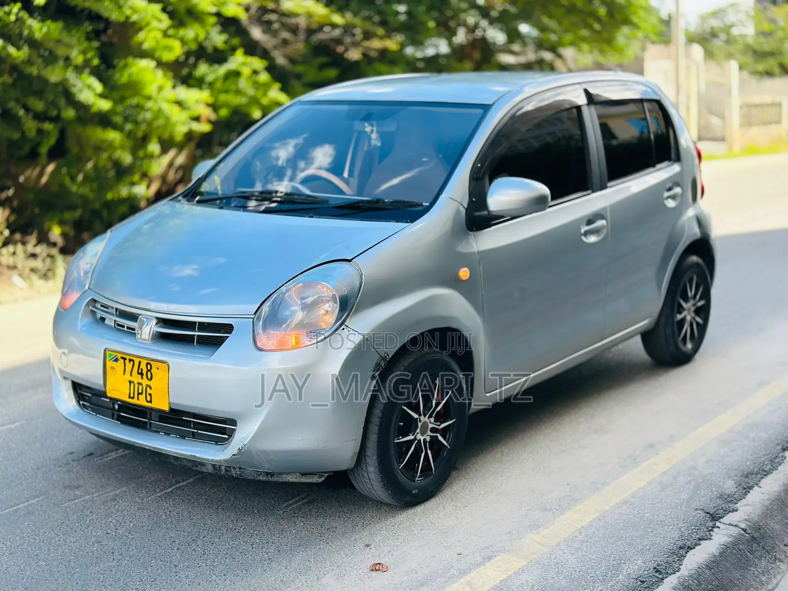Toyota Passo 2009 Silver