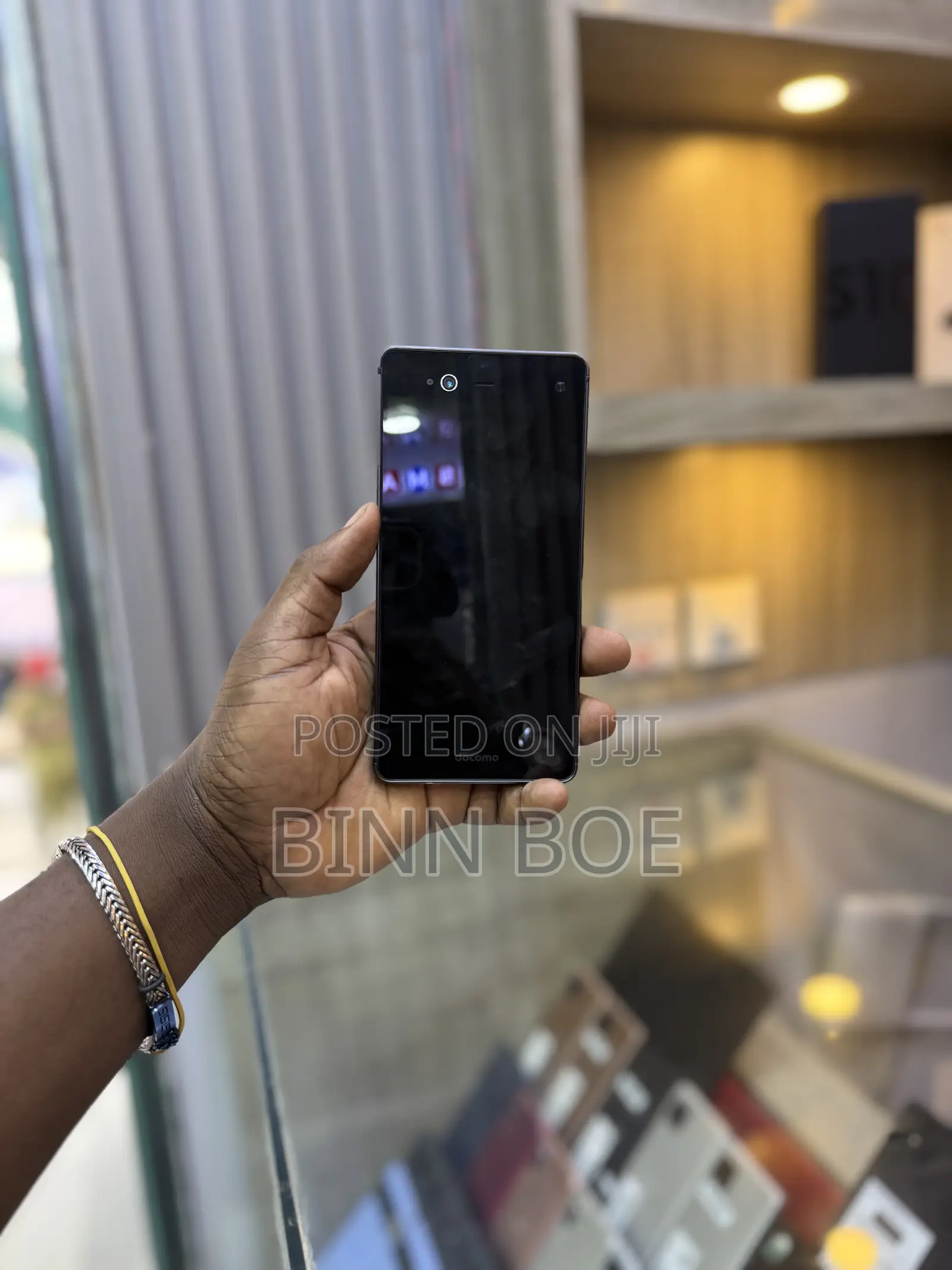 Sharp FX Black
