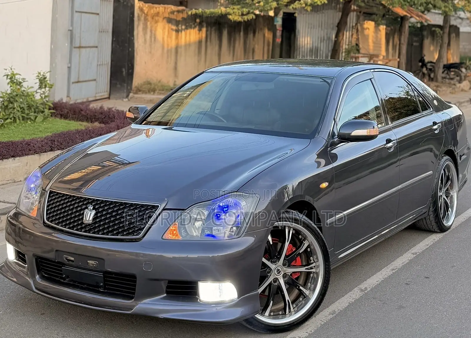 Toyota Crown 2007 Gray