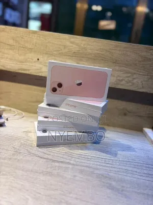 New Apple iPhone 13 128 GB Pink