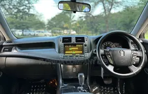 Toyota Crown 2008 Black