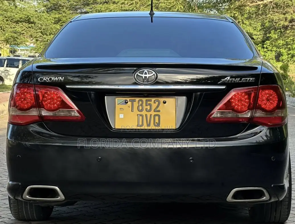 Toyota Crown 2008 Black