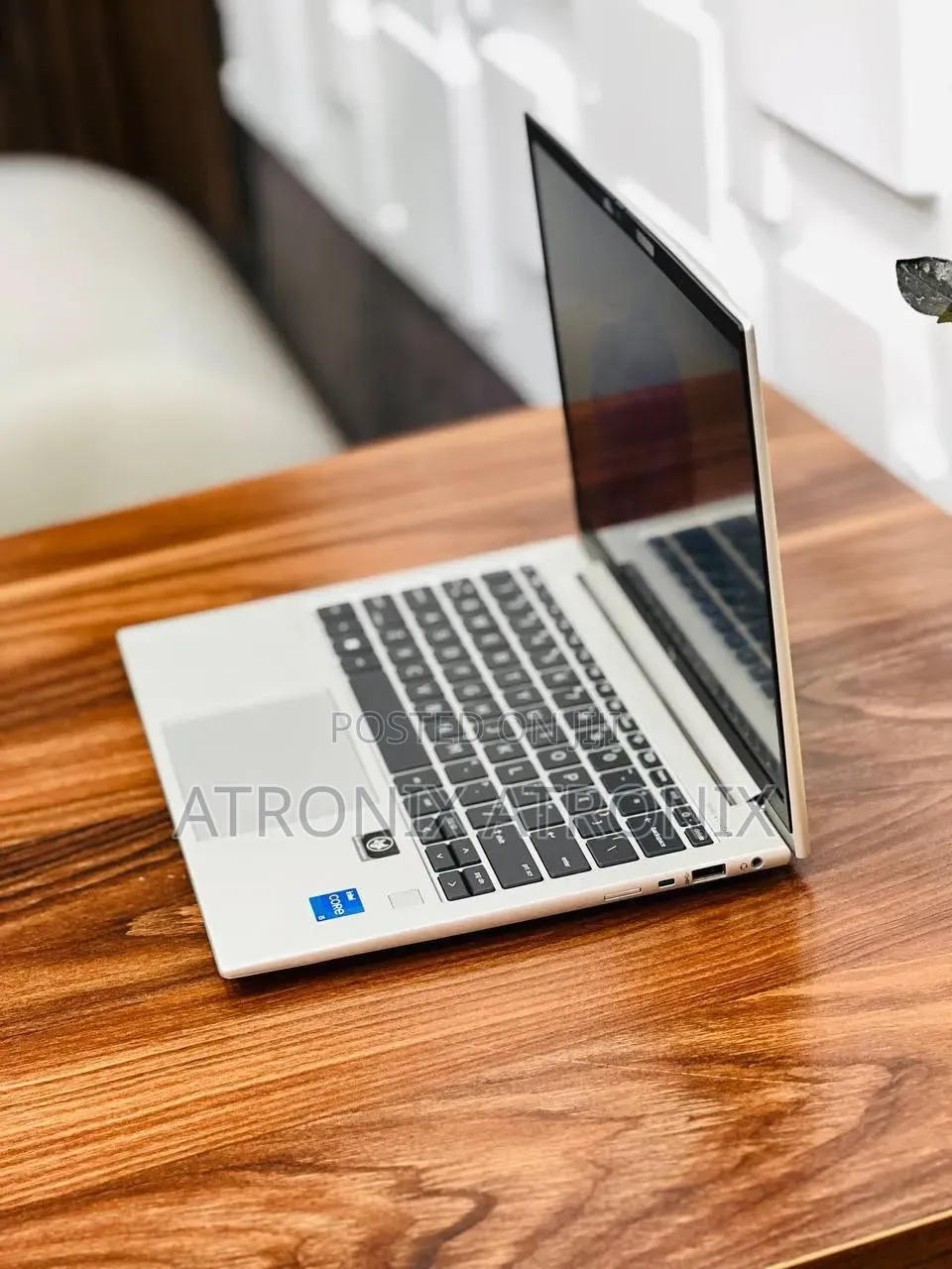 Laptop HP EliteBook 830 G9 16GB Intel Core i5 SSD 512GB