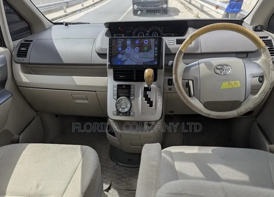 Toyota Noah 2008 Black