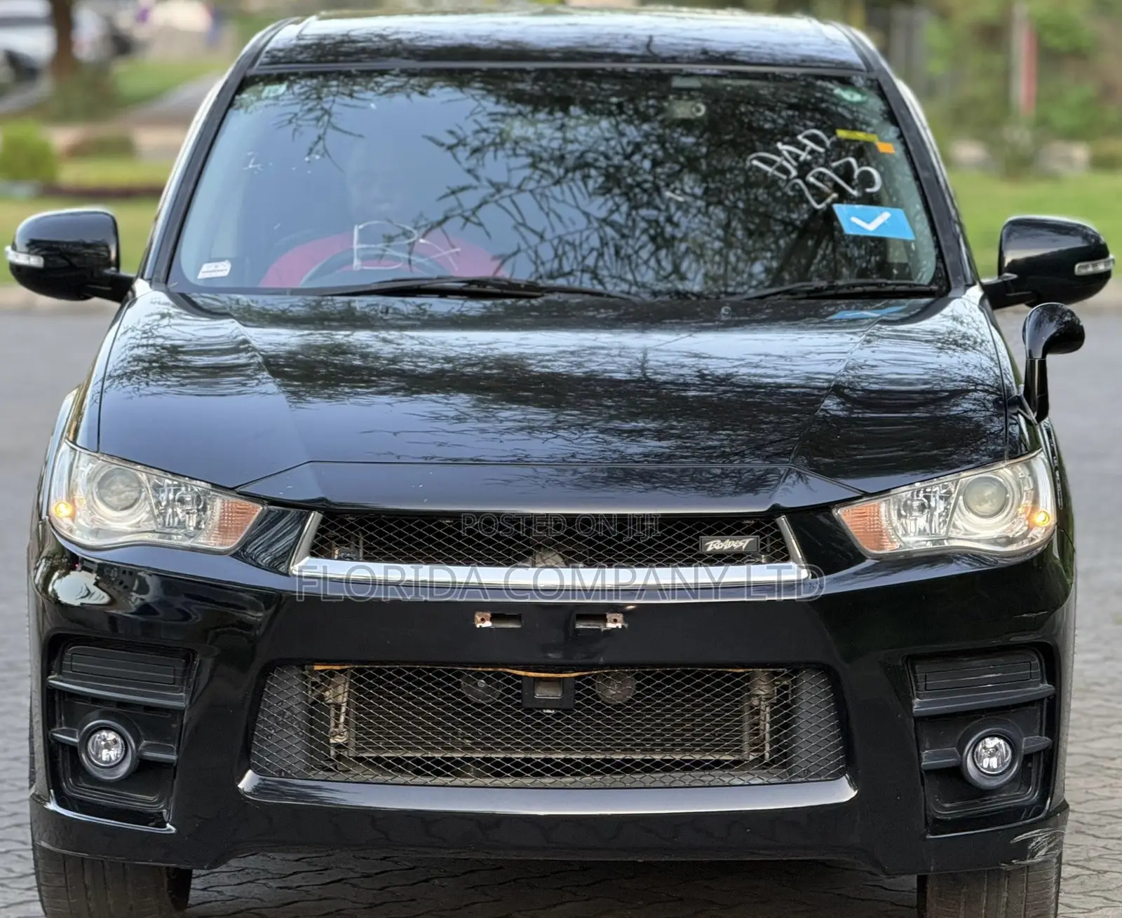 Mitsubishi Outlander 2011 Black