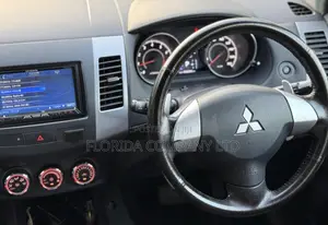 Mitsubishi Outlander 2011 Black