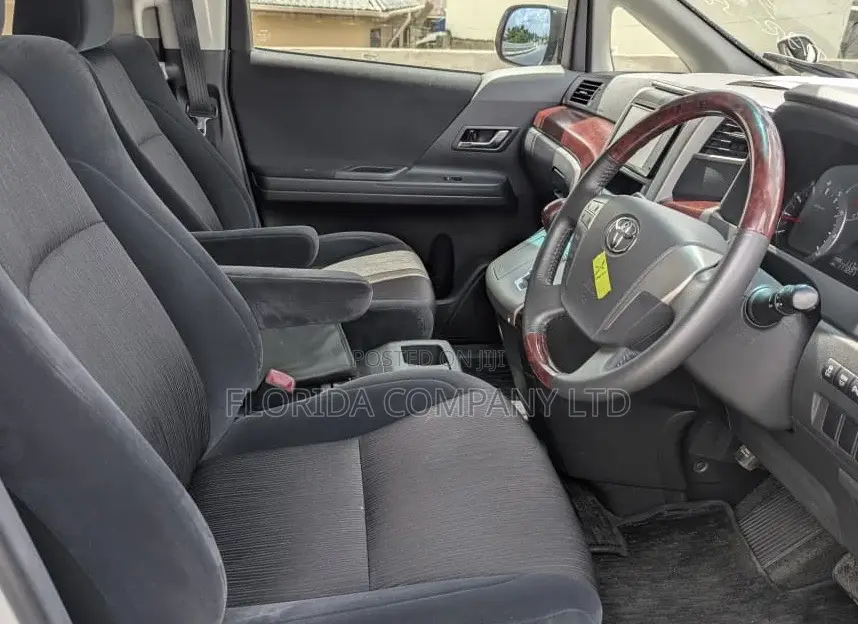 Toyota Vellfire 2008 White
