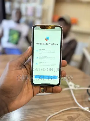 Apple iPhone 11 128 GB White