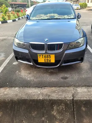 BMW 3 Series 330i RWD 2014 Black